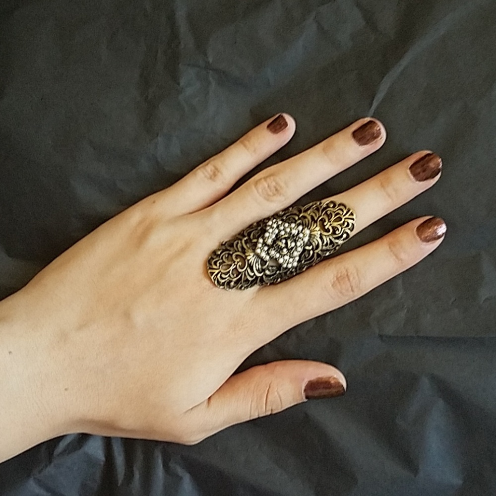 Statement Ring - Picture 4 of 6